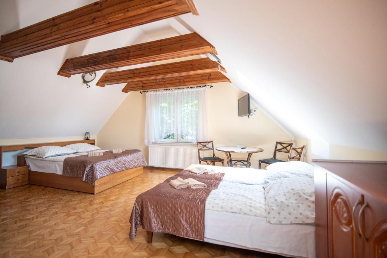 Gosciniec Pod Debem Villa Wilimy Esterno foto