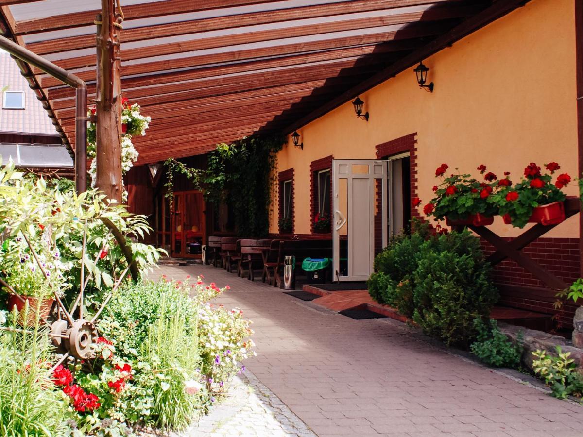 Gosciniec Pod Debem Villa Wilimy Esterno foto